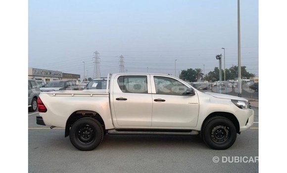 Buy Import Toyota Hilux White Car in Import - Dubai in Akmecet Buy Import Toyota Hilux White Car in Import - Dubai in Akmecet