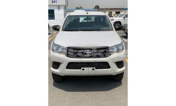 Buy Import Toyota Hilux White Car in Import - Dubai in Akmecet Buy Import Toyota Hilux White Car in Import - Dubai in Akmecet