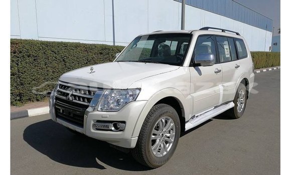 Buy Import Mitsubishi Pajero White Car in Import - Dubai in Akmecet Buy Import Mitsubishi Pajero White Car in Import - Dubai in Akmecet