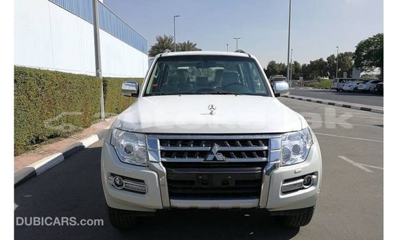 Buy Import Mitsubishi Pajero White Car in Import - Dubai in Akmecet Buy Import Mitsubishi Pajero White Car in Import - Dubai in Akmecet
