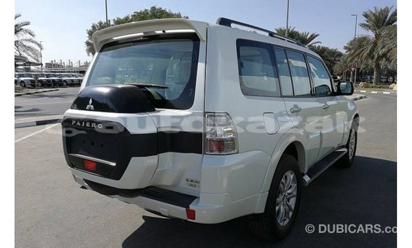 Buy Import Mitsubishi Pajero White Car in Import - Dubai in Akmecet Buy Import Mitsubishi Pajero White Car in Import - Dubai in Akmecet