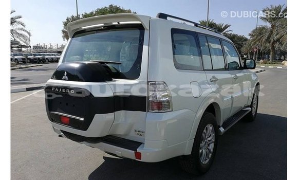 Buy Import Mitsubishi Pajero White Car in Import - Dubai in Akmecet Buy Import Mitsubishi Pajero White Car in Import - Dubai in Akmecet
