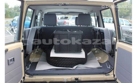 Buy Import Toyota Land Cruiser Beige Car in Import - Dubai in Akmecet Buy Import Toyota Land Cruiser Beige Car in Import - Dubai in Akmecet