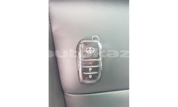 Buy Import Toyota Hilux Brown Car in Import - Dubai in Akmecet Buy Import Toyota Hilux Brown Car in Import - Dubai in Akmecet