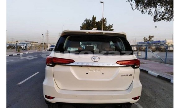 Buy Import Toyota Fortuner White Car in Import - Dubai in Akmecet Buy Import Toyota Fortuner White Car in Import - Dubai in Akmecet