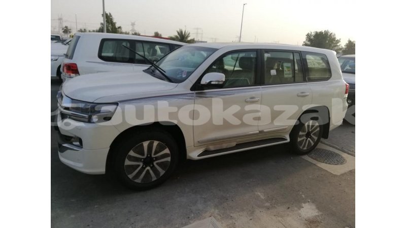 Big with watermark toyota land cruiser akmecet import dubai 2037