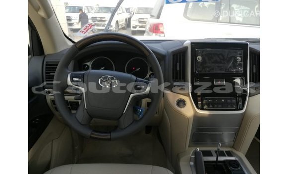 Buy Import Toyota Land Cruiser White Car in Import - Dubai in Akmecet Buy Import Toyota Land Cruiser White Car in Import - Dubai in Akmecet
