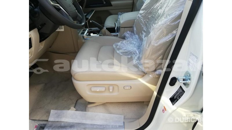 Big with watermark toyota land cruiser akmecet import dubai 2037