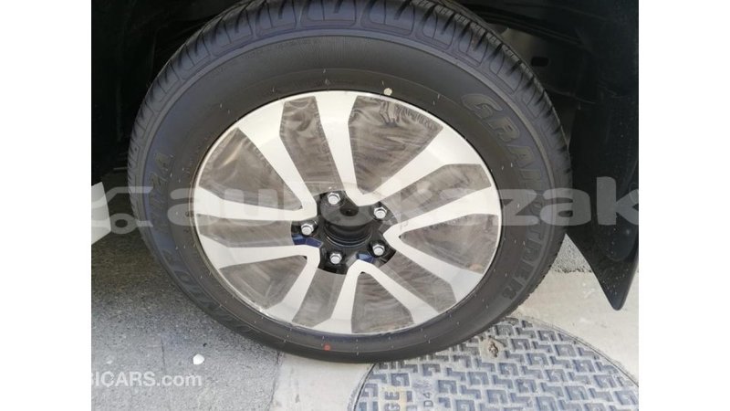 Big with watermark toyota land cruiser akmecet import dubai 2037