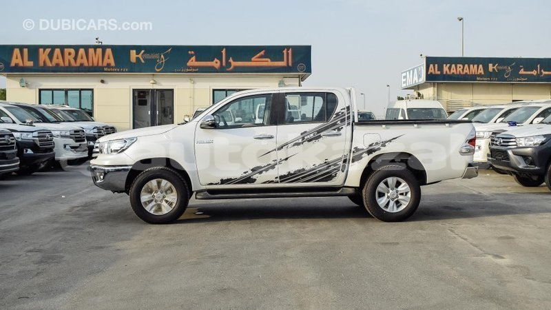 Big with watermark toyota hilux akmecet import dubai 2038