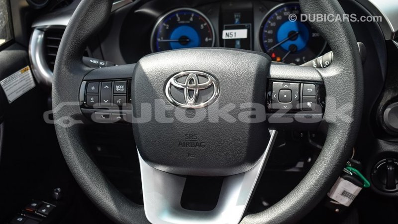 Big with watermark toyota hilux akmecet import dubai 2040