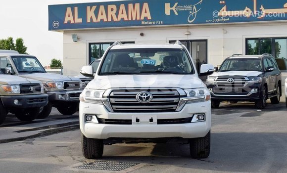 Buy Import Toyota Land Cruiser White Car in Import - Dubai in Akmecet Buy Import Toyota Land Cruiser White Car in Import - Dubai in Akmecet