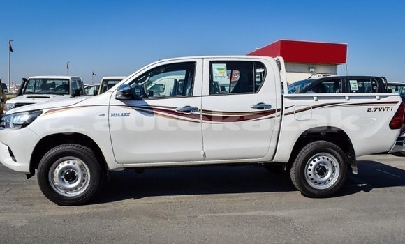 Buy Import Toyota Hilux White Car in Import - Dubai in Akmecet Buy Import Toyota Hilux White Car in Import - Dubai in Akmecet