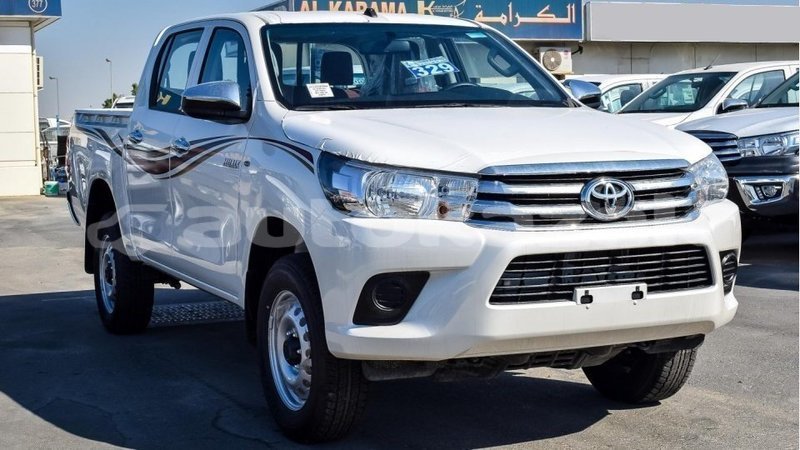Big with watermark toyota hilux akmecet import dubai 2045