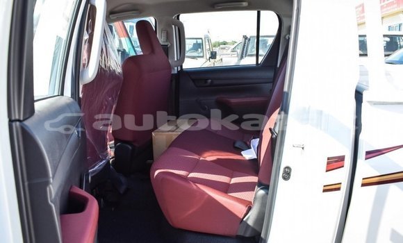 Buy Import Toyota Hilux White Car in Import - Dubai in Akmecet Buy Import Toyota Hilux White Car in Import - Dubai in Akmecet