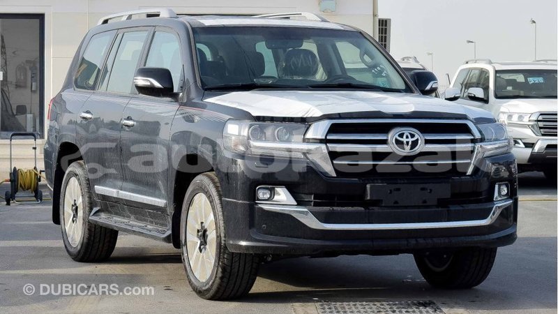 Big with watermark toyota land cruiser akmecet import dubai 2047
