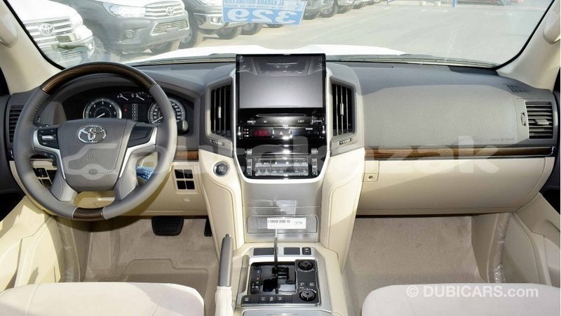 Big with watermark toyota land cruiser akmecet import dubai 2048