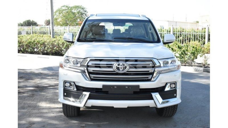 Big with watermark toyota land cruiser akmecet import dubai 2056