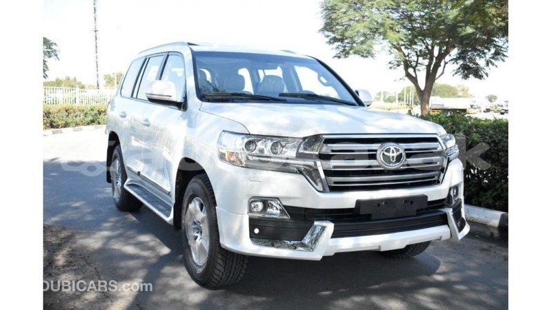 Big with watermark toyota land cruiser akmecet import dubai 2056