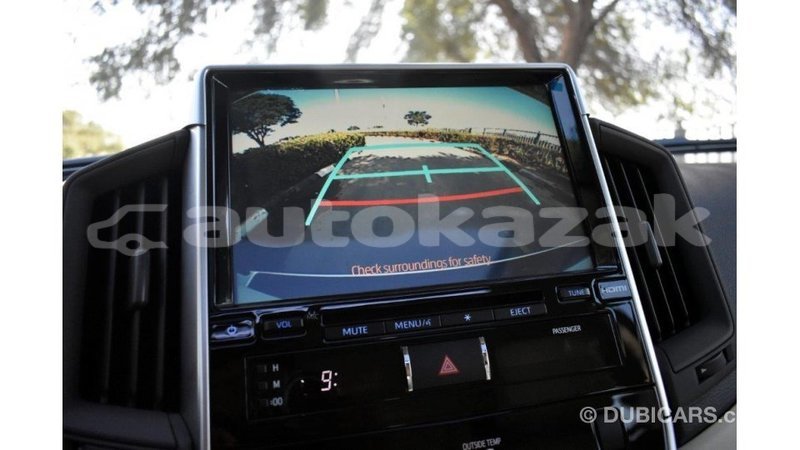 Big with watermark toyota land cruiser akmecet import dubai 2056