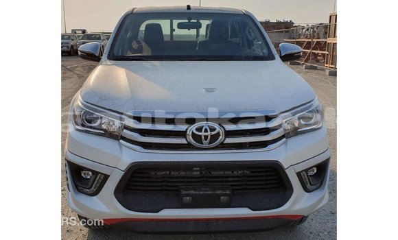 Buy Import Toyota Hilux White Car in Import - Dubai in Akmecet Buy Import Toyota Hilux White Car in Import - Dubai in Akmecet