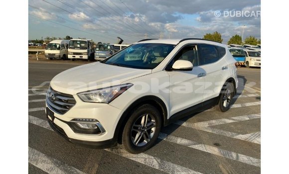 Buy Import Hyundai Santa Fe White Car in Import - Dubai in Akmecet Buy Import Hyundai Santa Fe White Car in Import - Dubai in Akmecet
