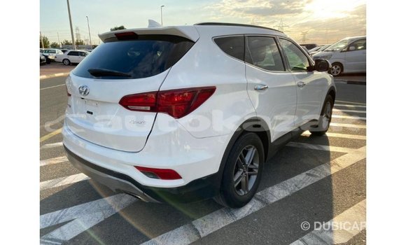 Buy Import Hyundai Santa Fe White Car in Import - Dubai in Akmecet Buy Import Hyundai Santa Fe White Car in Import - Dubai in Akmecet