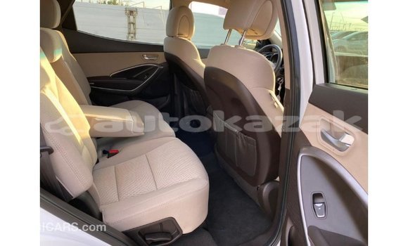 Buy Import Hyundai Santa Fe White Car in Import - Dubai in Akmecet Buy Import Hyundai Santa Fe White Car in Import - Dubai in Akmecet