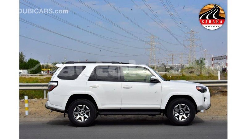 Big with watermark toyota 4runner akmecet import dubai 2079