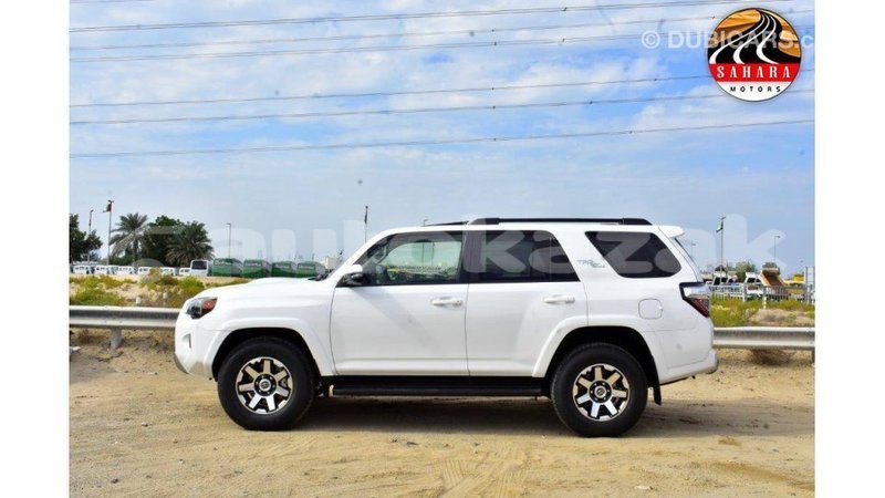 Big with watermark toyota 4runner akmecet import dubai 2079