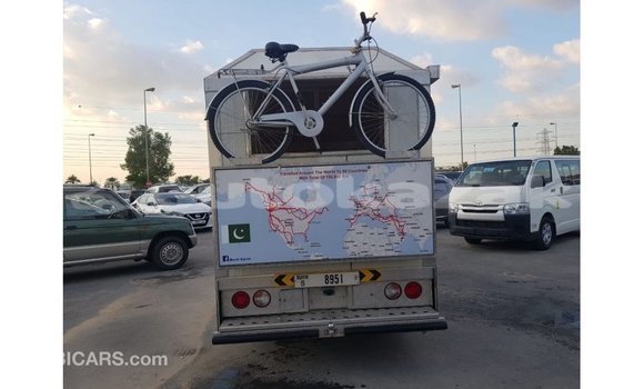 Buy Import Kia Carens White Car in Import - Dubai in Akmecet Buy Import Kia Carens White Car in Import - Dubai in Akmecet