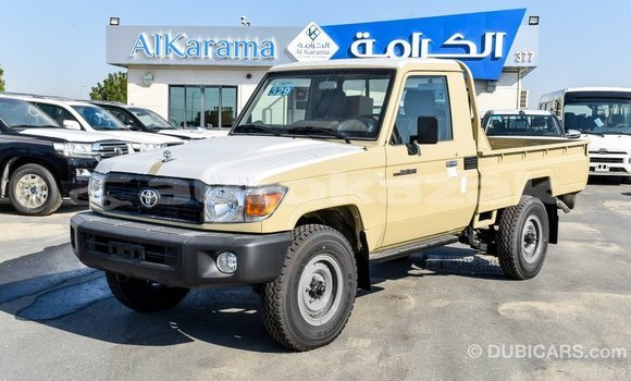 Buy Import Toyota Land Cruiser Beige Car in Import - Dubai in Akmecet Buy Import Toyota Land Cruiser Beige Car in Import - Dubai in Akmecet