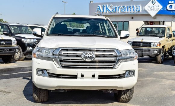 Buy Import Toyota Land Cruiser White Car in Import - Dubai in Akmecet Buy Import Toyota Land Cruiser White Car in Import - Dubai in Akmecet
