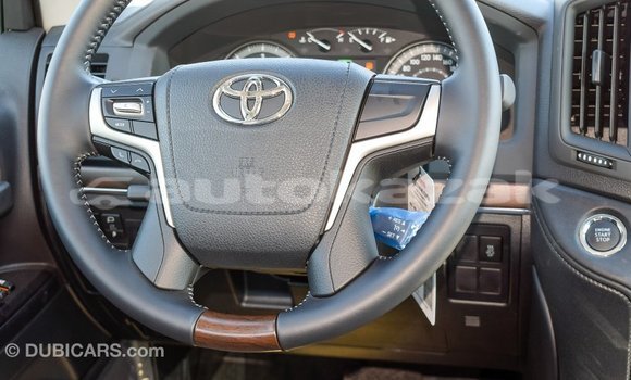 Buy Import Toyota Land Cruiser White Car in Import - Dubai in Akmecet Buy Import Toyota Land Cruiser White Car in Import - Dubai in Akmecet