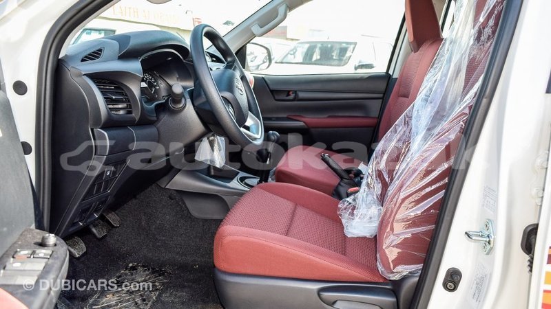 Big with watermark toyota hilux akmecet import dubai 2089