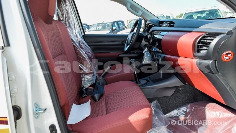 Big with watermark toyota hilux akmecet import dubai 2089