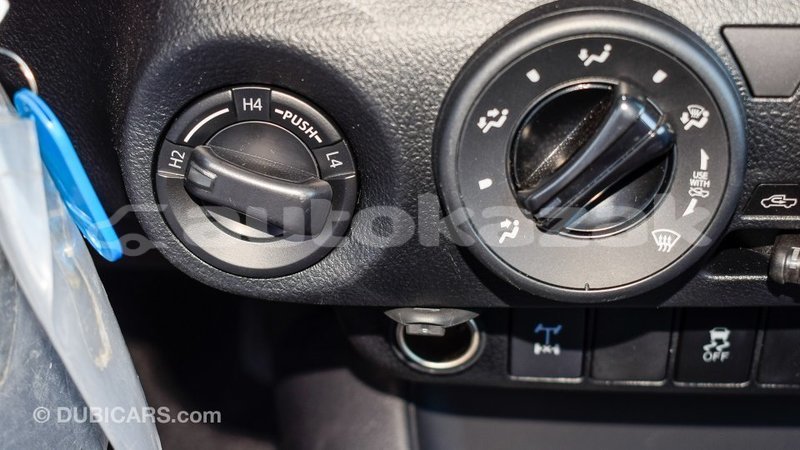 Big with watermark toyota hilux akmecet import dubai 2089