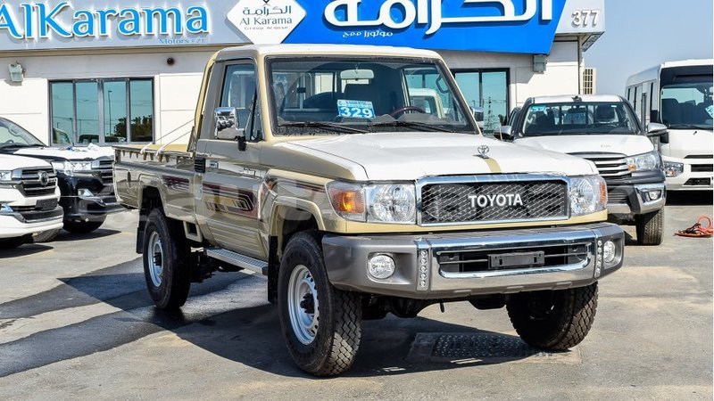 Big with watermark toyota land cruiser akmecet import dubai 2090