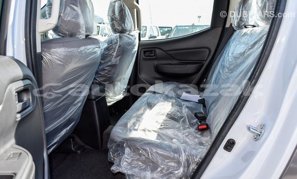 Buy Import Mitsubishi L200 White Car in Import - Dubai in Akmecet Buy Import Mitsubishi L200 White Car in Import - Dubai in Akmecet