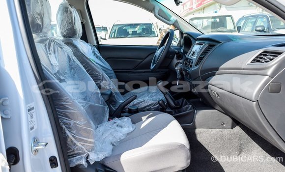 Buy Import Mitsubishi L200 White Car in Import - Dubai in Akmecet Buy Import Mitsubishi L200 White Car in Import - Dubai in Akmecet