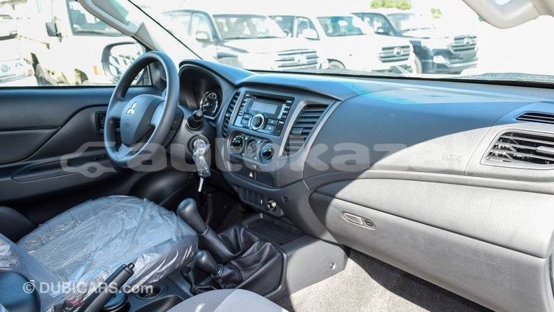 Big with watermark mitsubishi l200 akmecet import dubai 2091