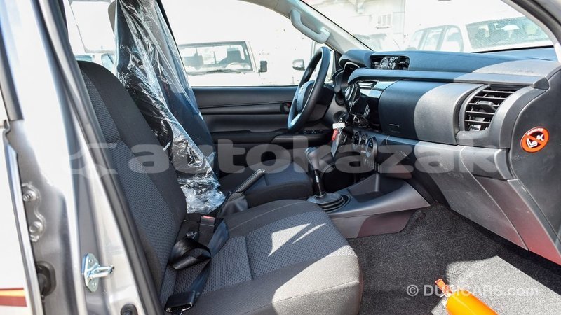 Big with watermark toyota hilux akmecet import dubai 2094