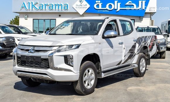 Buy Import Mitsubishi L200 White Car in Import - Dubai in Akmecet Buy Import Mitsubishi L200 White Car in Import - Dubai in Akmecet