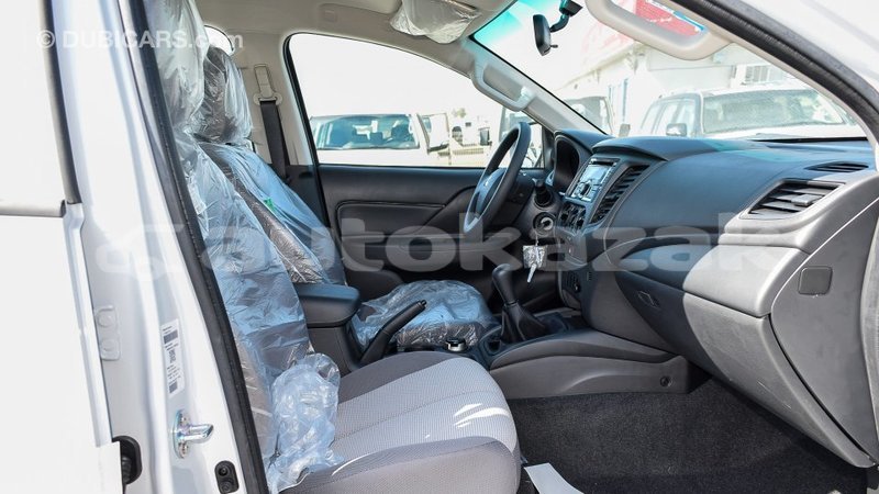 Big with watermark mitsubishi l200 akmecet import dubai 2095