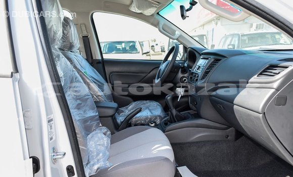 Buy Import Mitsubishi L200 White Car in Import - Dubai in Akmecet Buy Import Mitsubishi L200 White Car in Import - Dubai in Akmecet