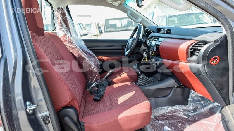 Big with watermark toyota hilux akmecet import dubai 2096