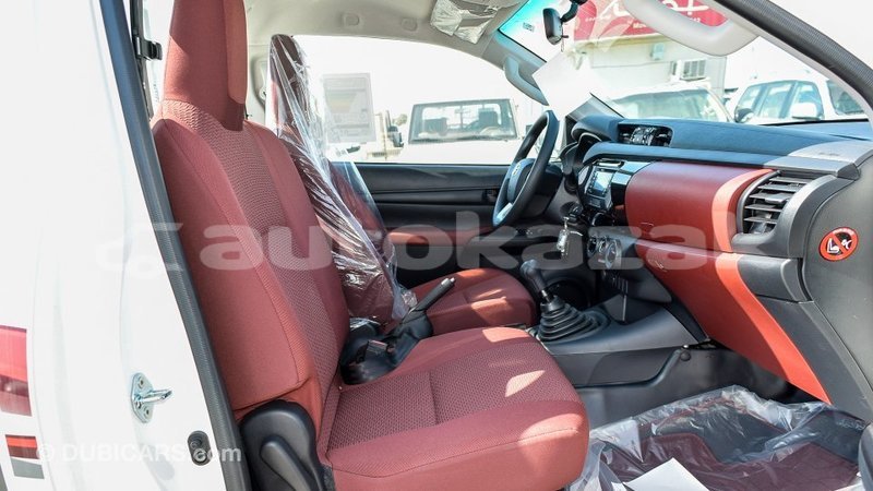 Big with watermark toyota hilux akmecet import dubai 2098