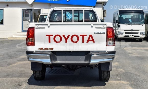 Buy Import Toyota Hilux White Car in Import - Dubai in Akmecet Buy Import Toyota Hilux White Car in Import - Dubai in Akmecet