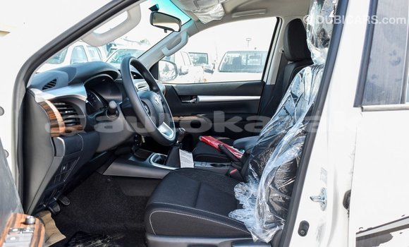 Buy Import Toyota Hilux White Car in Import - Dubai in Akmecet Buy Import Toyota Hilux White Car in Import - Dubai in Akmecet