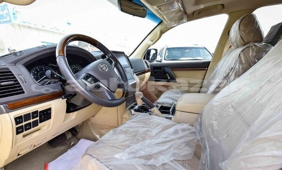 Buy Import Toyota Land Cruiser White Car in Import - Dubai in Akmecet Buy Import Toyota Land Cruiser White Car in Import - Dubai in Akmecet